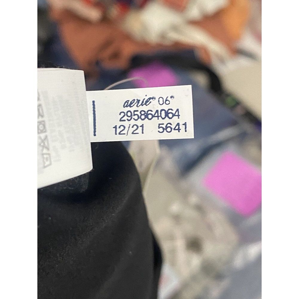 OFFLINE‎ by Aerie Womens Real Me Extra Flare High Rise Front Slit Black Leggings - Picture 8 of 8